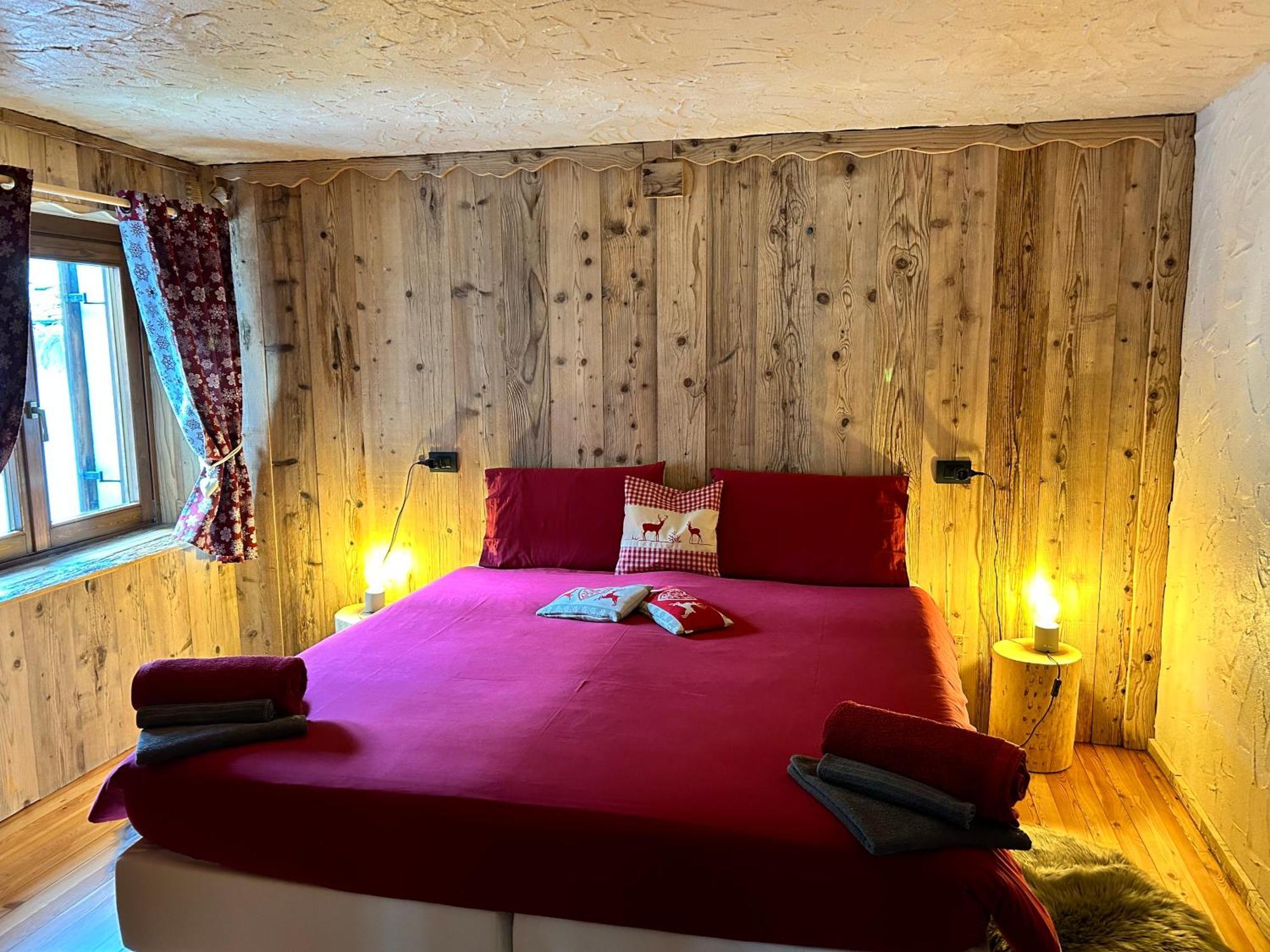 Maison Rongier Nel Centro Di Cogne Buitenkant foto