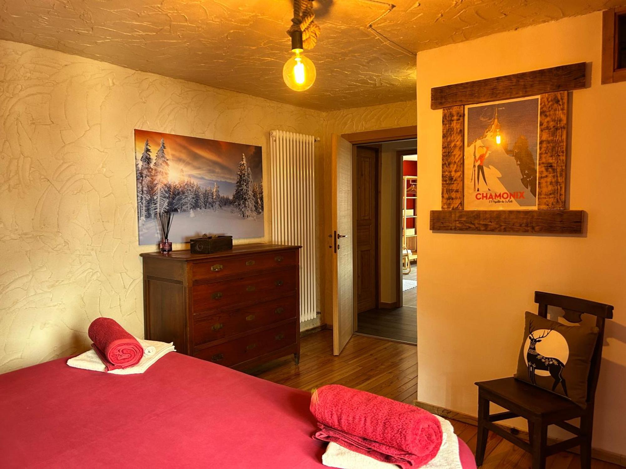Maison Rongier Nel Centro Di Cogne Buitenkant foto